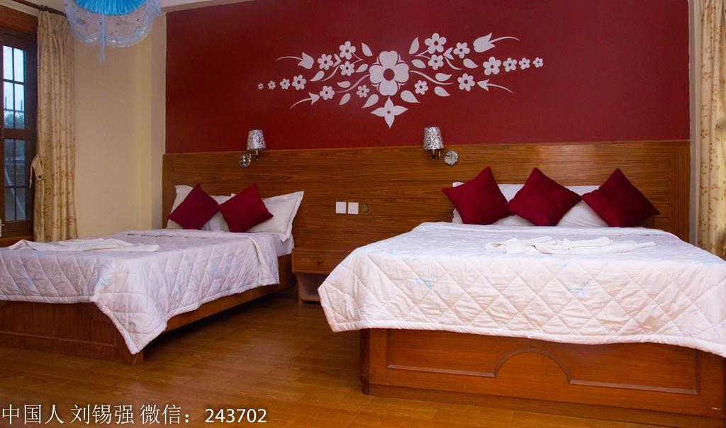 Chitwan Forest Resort , Chitwan National Park Sauraha Dış mekan fotoğraf
